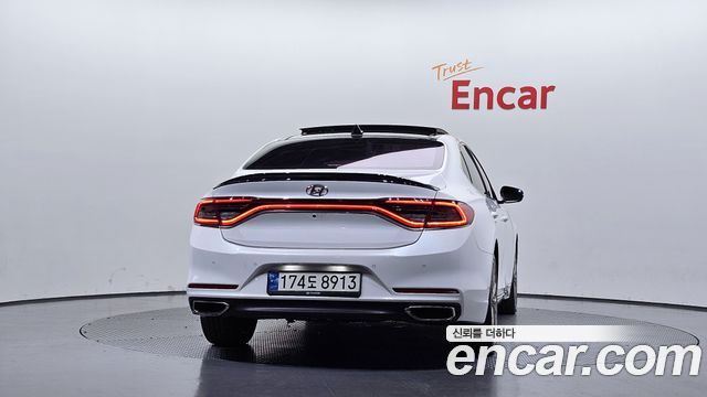 Hyundai Grandeur (IG) 2.4 Premium Special 2018 — фото 4