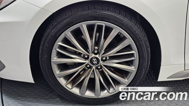 Hyundai Grandeur (IG) 2.4 Premium Special 2018 — фото 5