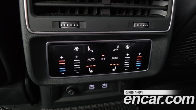 Audi Q8 (4M) 50 TDI Quattro Premium 2021 — фото 18