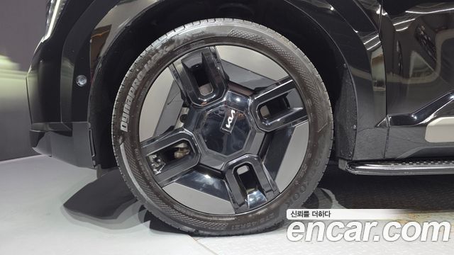 Kia EV9 Long Range 4WD GT Line 2024 — фото 5