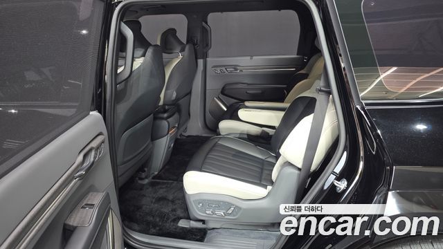 Kia EV9 Long Range 4WD GT Line 2024 — фото 11