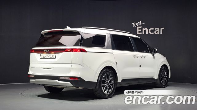 Kia Carnival (IV) Gasoline 9-Seater Prestige 2023 — фото 2