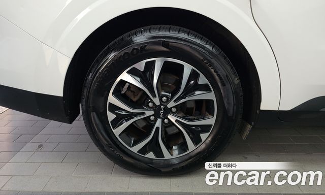 Kia Carnival (IV) Gasoline 9-Seater Prestige 2023 — фото 5