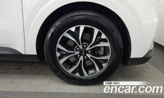 Kia Carnival (IV) Gasoline 9-Seater Prestige 2023 — фото 21