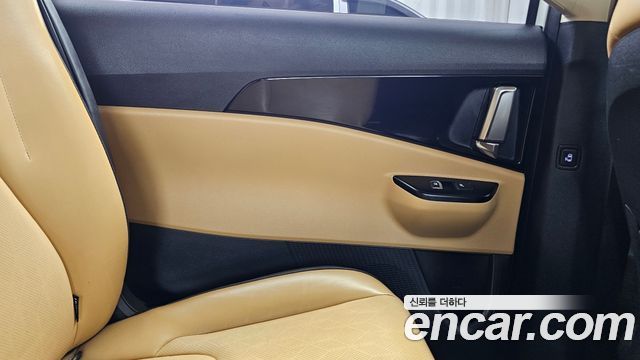 Kia Carnival (IV) Gasoline 9-Seater Prestige 2023 — фото 25