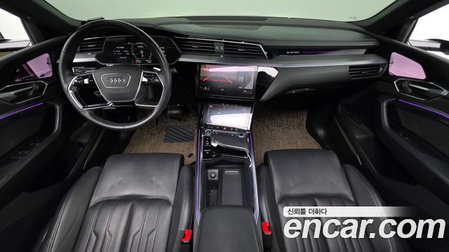 Audi e-tron 55 Quattro Sportback 2021 — фото 7