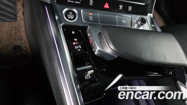 Audi e-tron 55 Quattro Sportback 2021 — фото 9