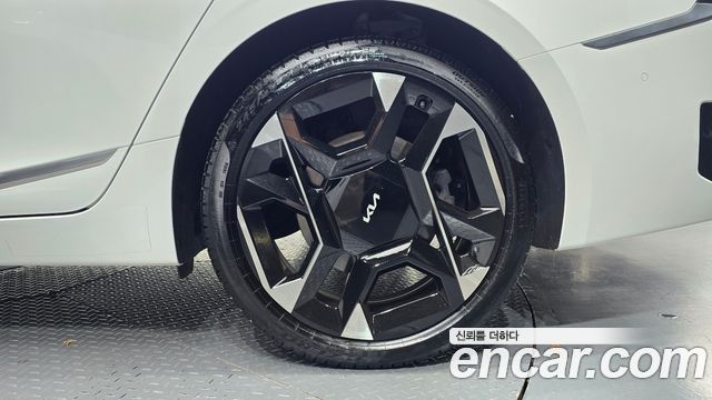 Kia K8 3.5 Gasoline 4WD Signature 2025 — фото 21