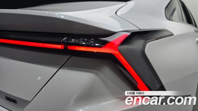 Kia K8 3.5 Gasoline 4WD Signature 2025 — фото 23