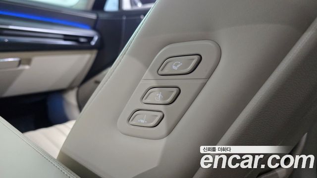 Kia K8 3.5 Gasoline 4WD Signature 2025 — фото 32
