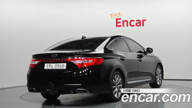 Hyundai Grandeur (HG) HG300 Premium 2016 — фото 2