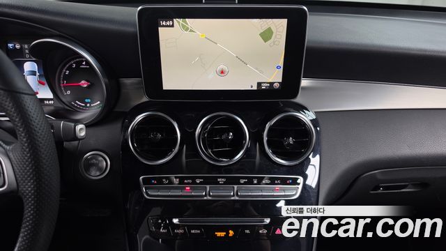 Mercedes-Benz GLC-Class (X253) GLC350e 4MATIC Premium 2019 — фото 12