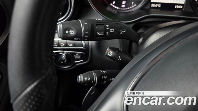 Mercedes-Benz GLC-Class (X253) GLC350e 4MATIC Premium 2019 — фото 29