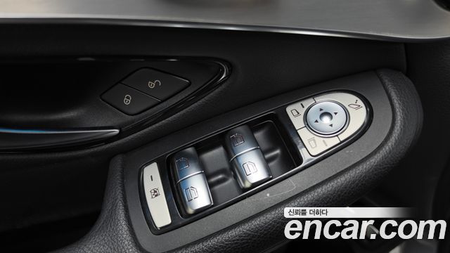 Mercedes-Benz GLC-Class (X253) GLC350e 4MATIC Premium 2019 — фото 30