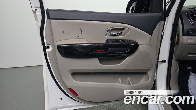 Kia Carnival 11-Seater Prestige 2019 — фото 24