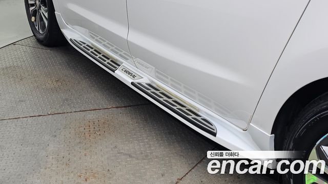 Kia Carnival 11-Seater Prestige 2019 — фото 31