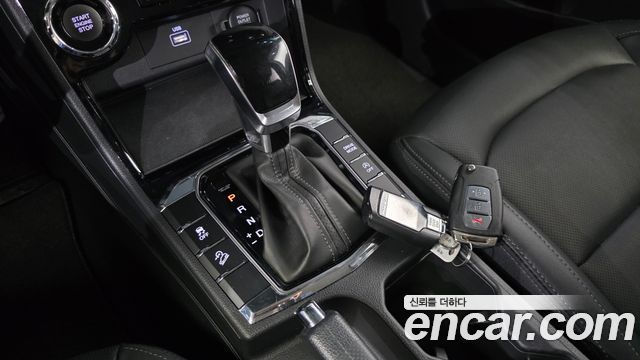 KG Mobility (SsangYong) Beautiful Korando Gasoline 1.5 2WD C5 Plus 2020 — фото 9