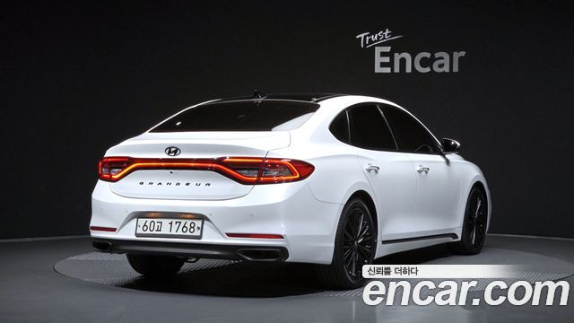 Hyundai Grandeur (IG) 2.4 Premium 2018 — фото 2