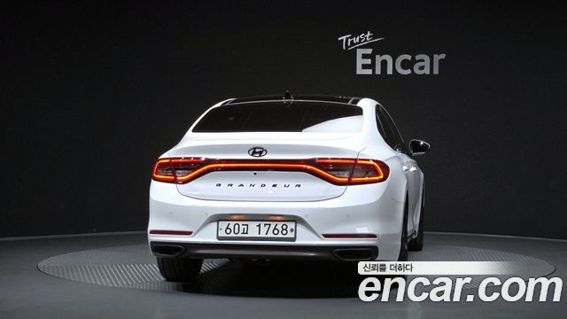 Hyundai Grandeur (IG) 2.4 Premium 2018 — фото 4
