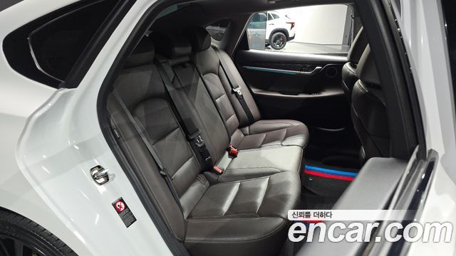 Hyundai Grandeur (IG) 2.4 Premium 2018 — фото 11
