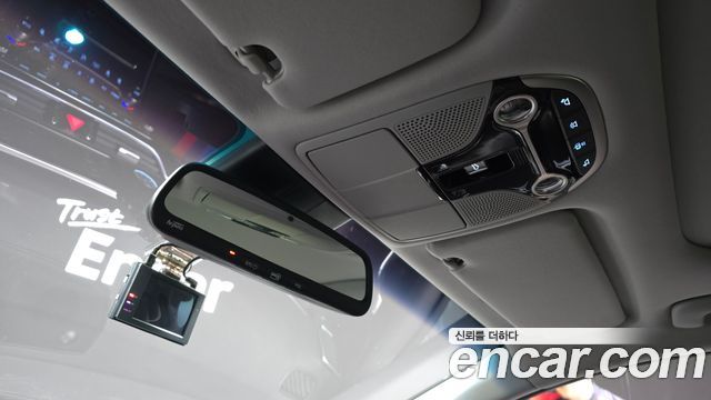 Hyundai Grandeur (IG) 2.4 Premium 2018 — фото 20