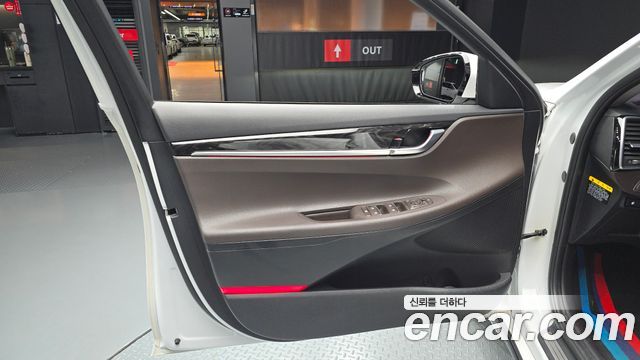 Hyundai Grandeur (IG) 2.4 Premium 2018 — фото 24
