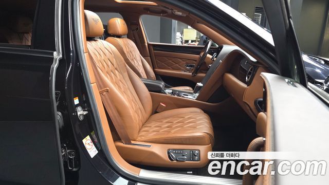 Bentley Flying Spur (II) 6.0 2015 — фото 11