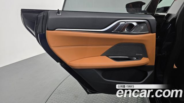 BMW i4 M50 Pro First Edition 2022 — фото 25
