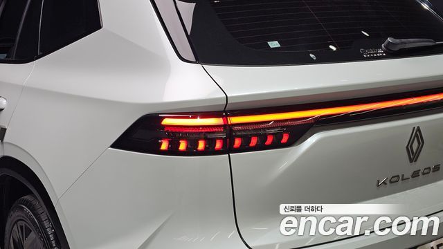 Renault Korea Grand Koleos 1.5 E-TECH Esprit Alphine 2WD 2025 — фото 23