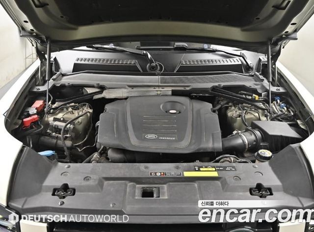 Land Rover Defender (L663) 110 D240 SE 2020 — фото 6