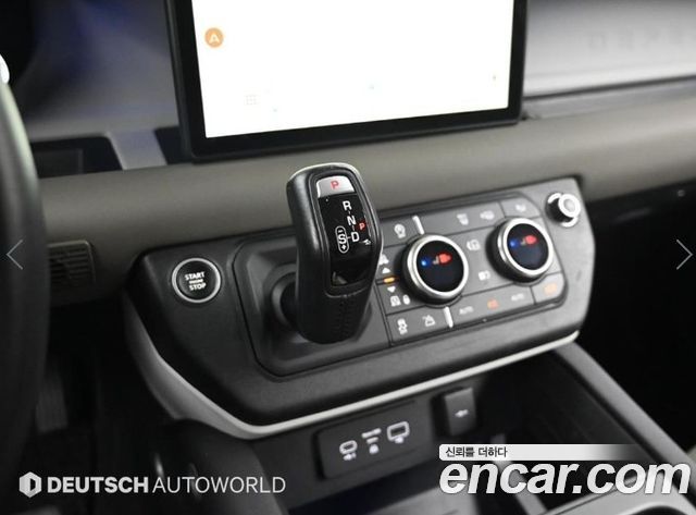 Land Rover Defender (L663) 110 D240 SE 2020 — фото 9