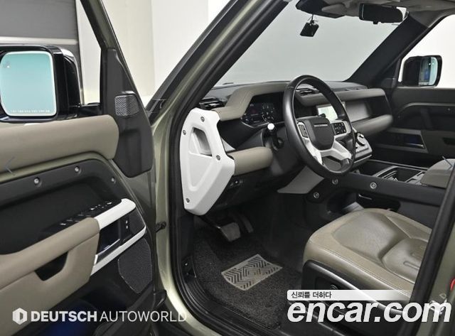Land Rover Defender (L663) 110 D240 SE 2020 — фото 15