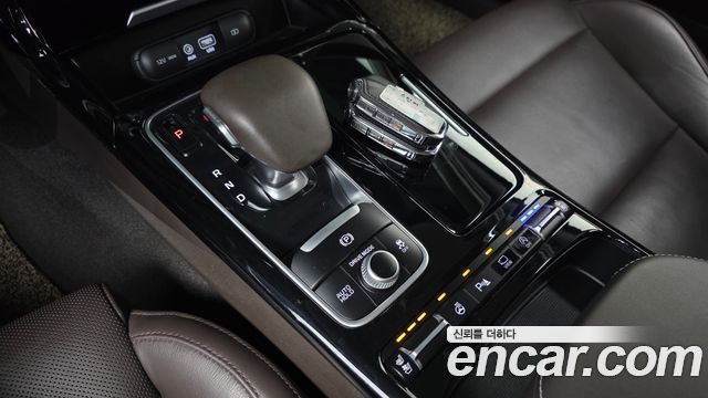 Kia Stinger 2.0 Turbo AWD Platinum 2018 — фото 9