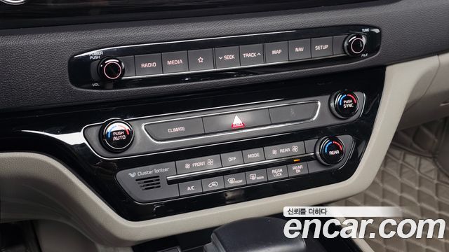 Kia Carnival Gasoline 9-Seater Noblesse Special 2019 — фото 28