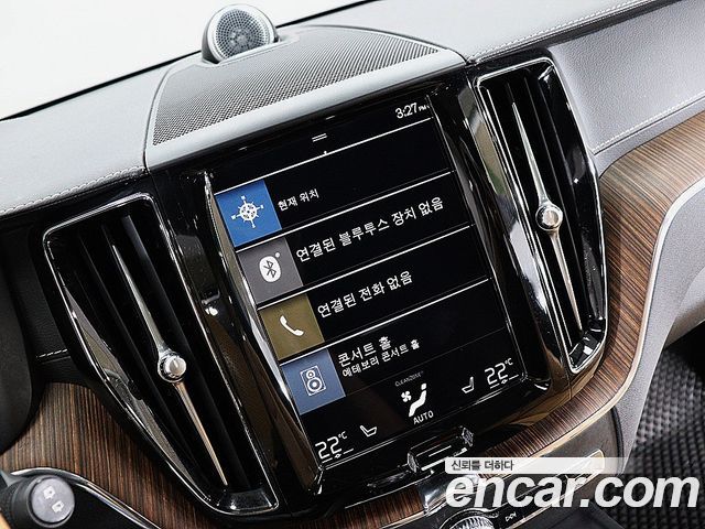 Volvo XC60 (II) T8 Inscription 2021 — фото 17
