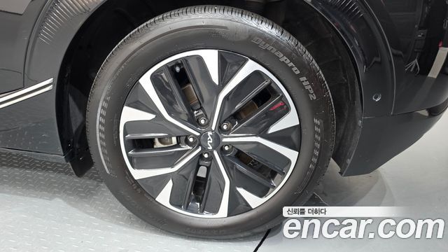 Kia EV6 Long Range Earth 2022 — фото 21