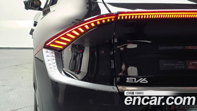 Kia EV6 Long Range Earth 2022 — фото 23