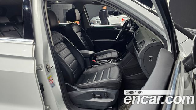 Volkswagen Tiguan (II) 2.0 TDI 4Motion Prestige 2021 — фото 10