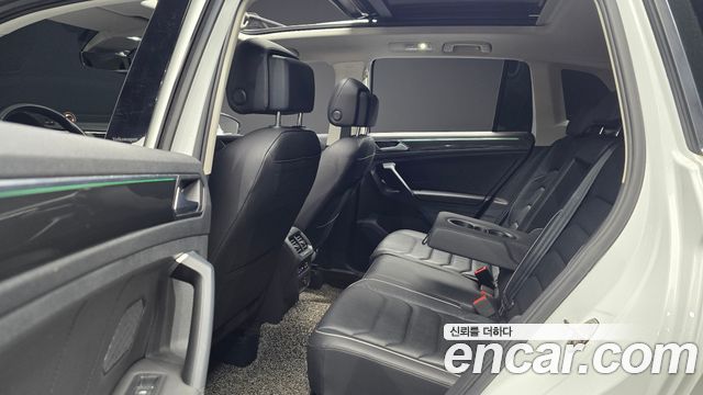 Volkswagen Tiguan (II) 2.0 TDI 4Motion Prestige 2021 — фото 12