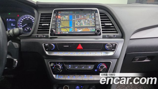 Hyundai Sonata New Rise LPI Taxi Style 2019 — фото 14