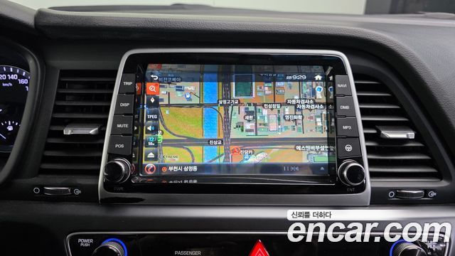 Hyundai Sonata New Rise LPI Taxi Style 2019 — фото 16