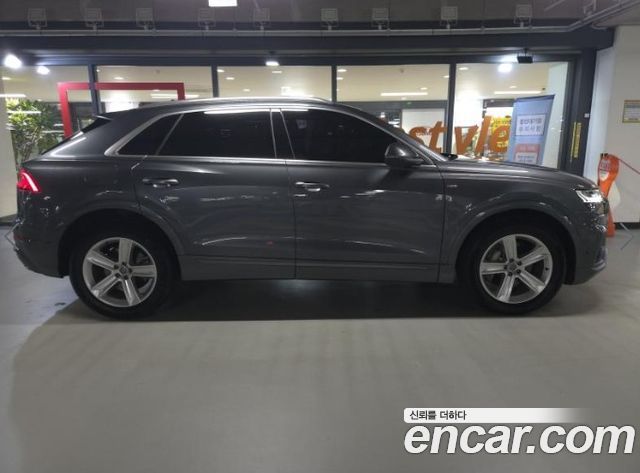 Audi Q8 (4M) 45 TDI Quattro Premium 2020 — фото 3
