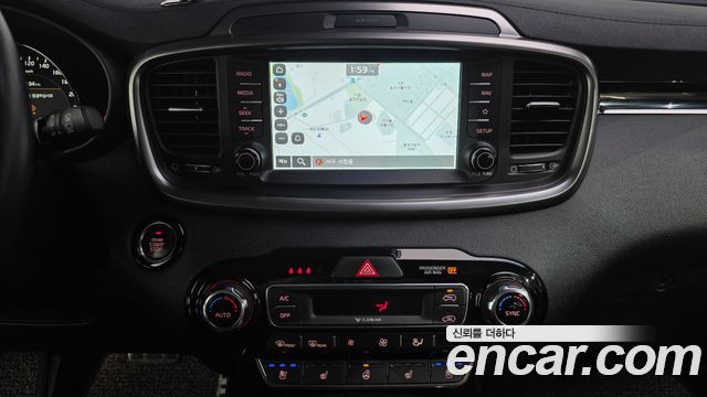 Kia Sorento Diesel 2.2 4WD Noblesse Special 2019 — фото 12