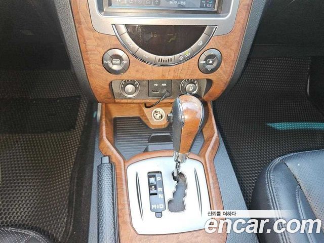 KG Mobility (SsangYong) Rexton W 2.2 4WD RX7 Luxury 2016 — фото 9
