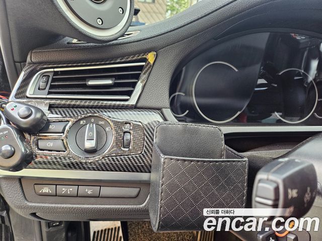 BMW 7 Series (F01) 750Li 2013 — фото 15