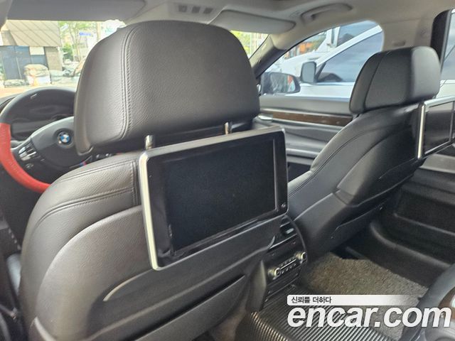 BMW 7 Series (F01) 750Li 2013 — фото 19