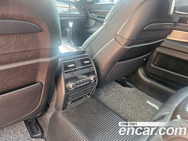 BMW 7 Series (F01) 750Li 2013 — фото 22