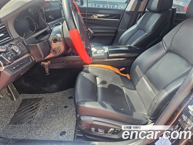 BMW 7 Series (F01) 750Li 2013 — фото 24