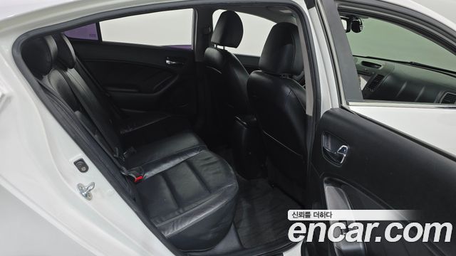 Kia K3 Prestige 2013 — фото 11