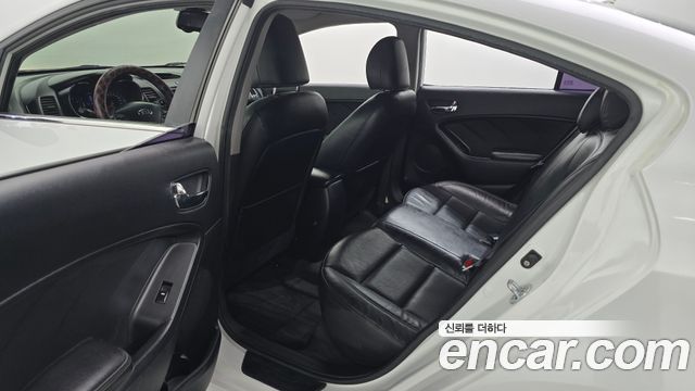 Kia K3 Prestige 2013 — фото 12